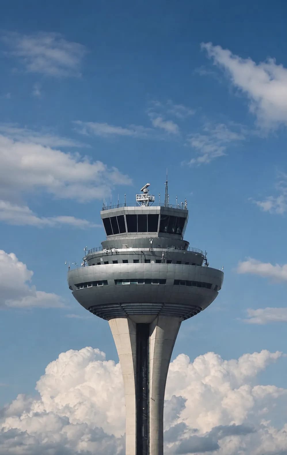 Transport control tower for carriers who outsource freight Transport control tower for carriers who outsource freight